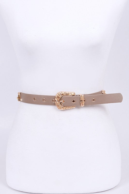 Chunky Chain Accent Iconic Belt featuring a stylish design with a durable polyurethane and mixed metal construction.
