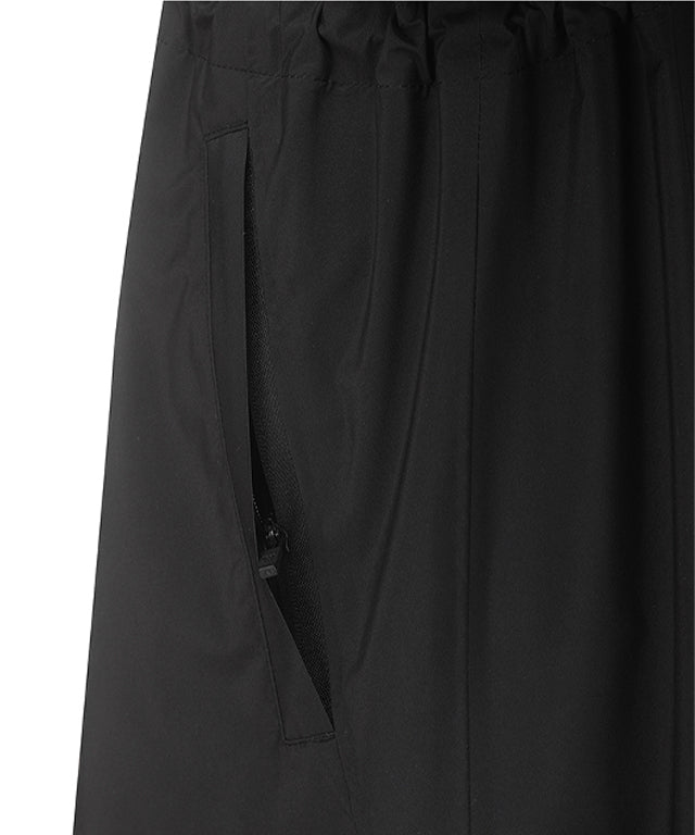 ANEW Golf Women's Gradation Long Rain Jacket in Black, featuring detachable sleeves and a stylish design.