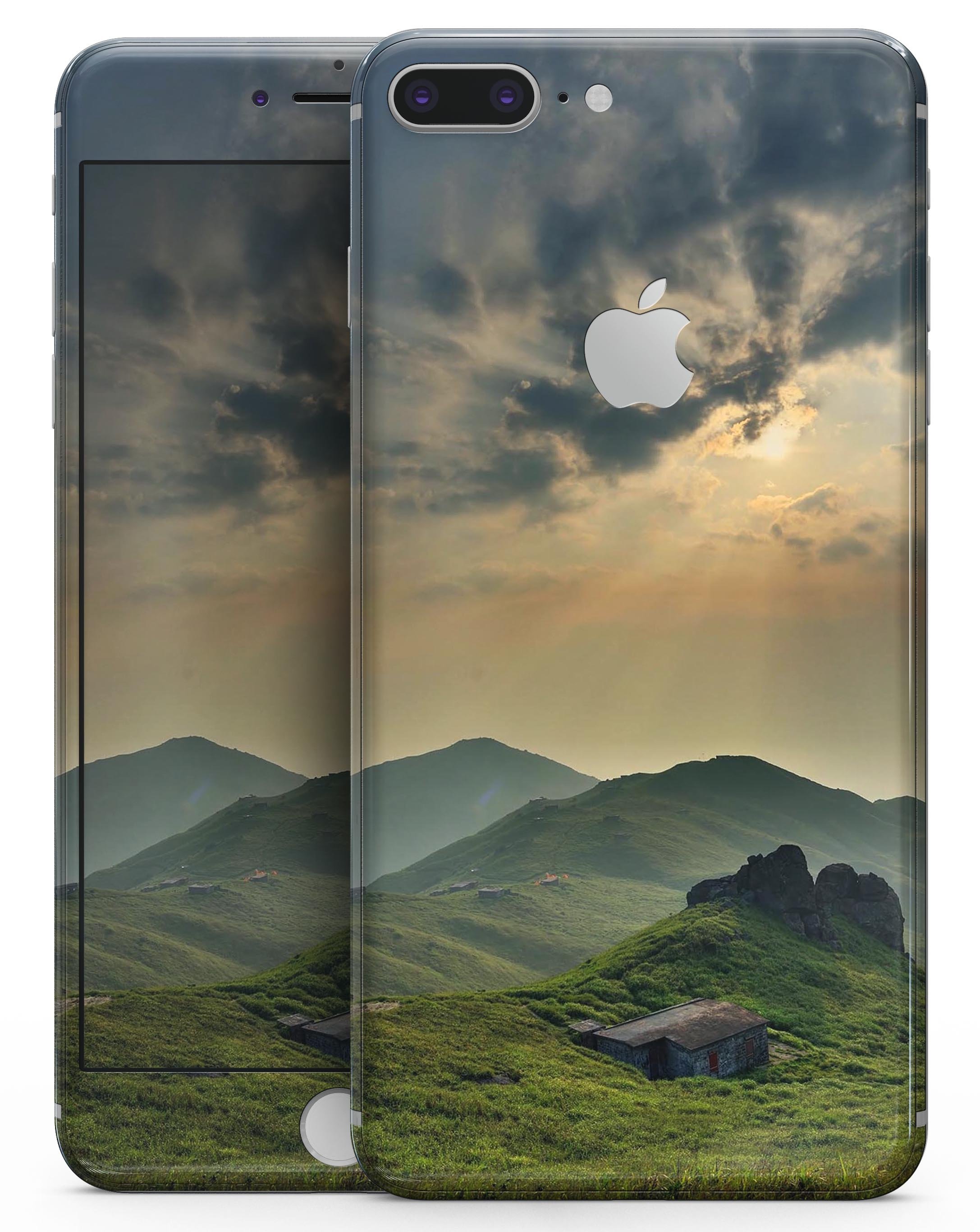 Beautiful Countryside skin-kit for iPhone 8 and 8 Plus, showcasing vibrant design and premium vinyl material.