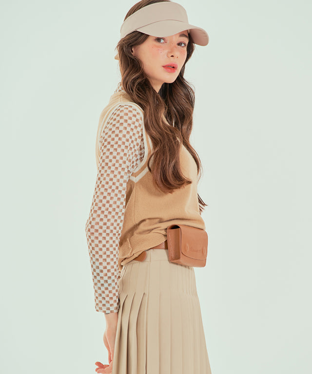 BENECIA 12 Cera Pleated Skirt in Beige, showcasing elegant pleats and a soft fabric blend.