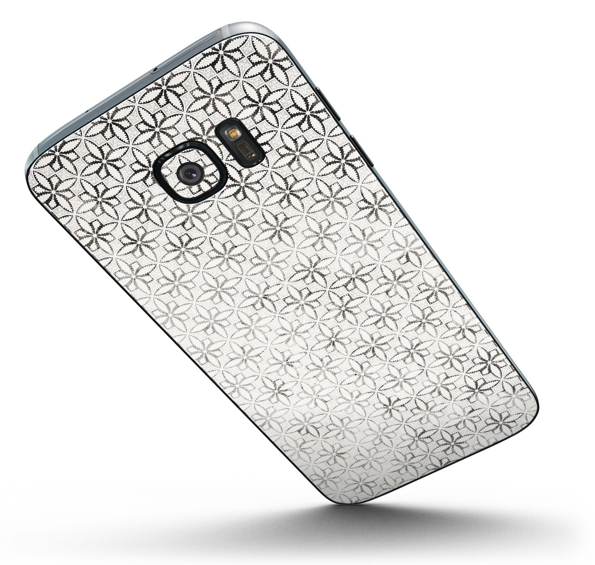 Black and White Floral Chess Pattern skin kit for Samsung Galaxy S7 and S7 Edge, showcasing a stylish floral design.