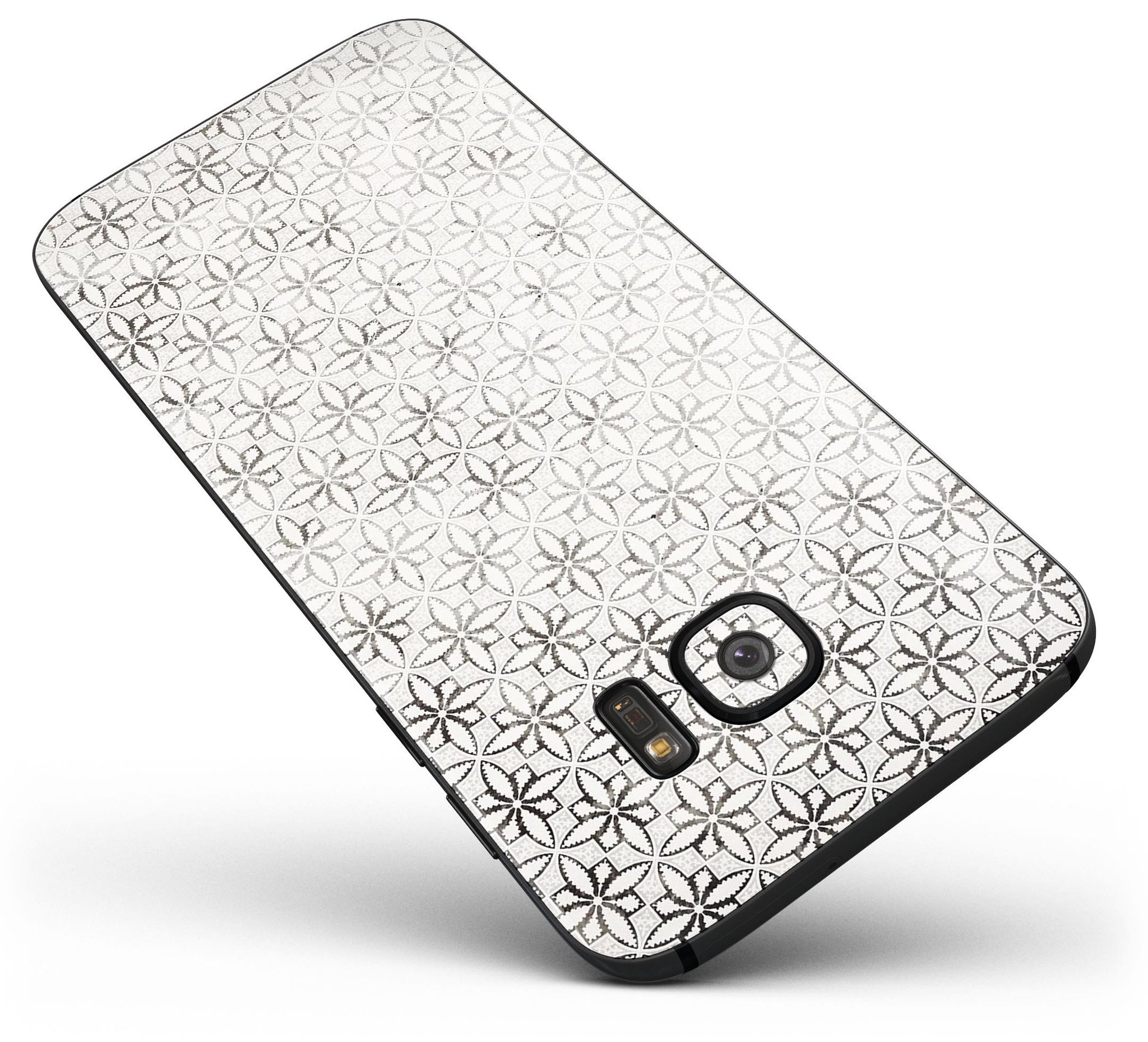 Black and White Floral Chess Pattern skin kit for Samsung Galaxy S7 and S7 Edge, showcasing a stylish floral design.