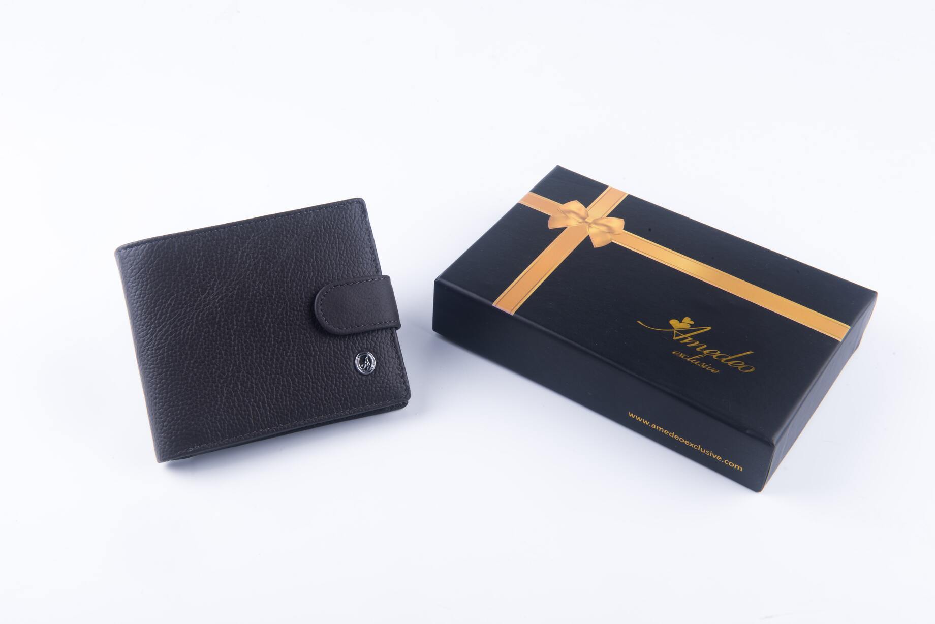 Brown genuine leather wallet for men, featuring a slim design and multiple card slots, perfect for everyday use.