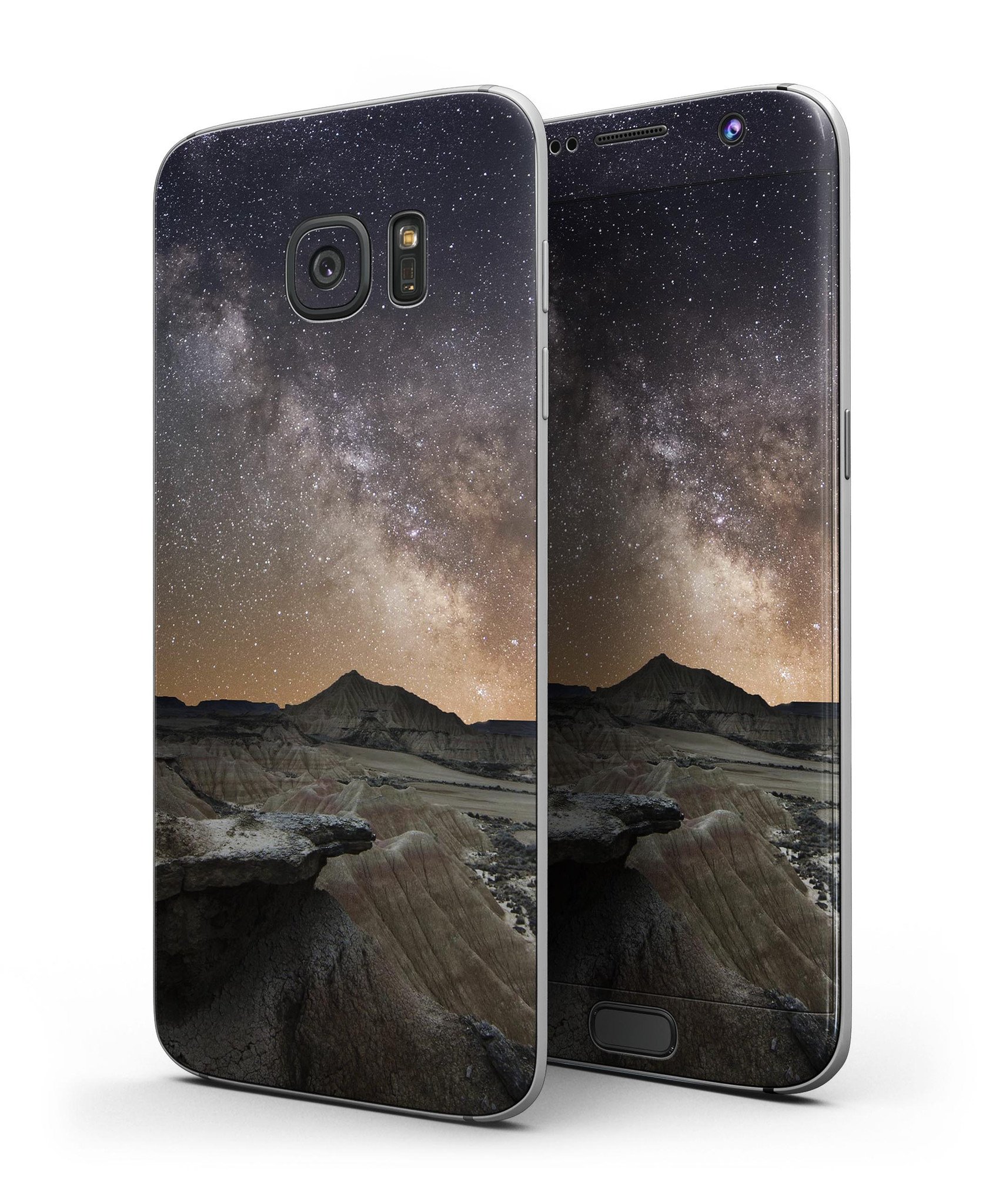 Desert Nights Full Body Skin-Kit for Samsung Galaxy S7, showcasing its sleek design and premium vinyl material.