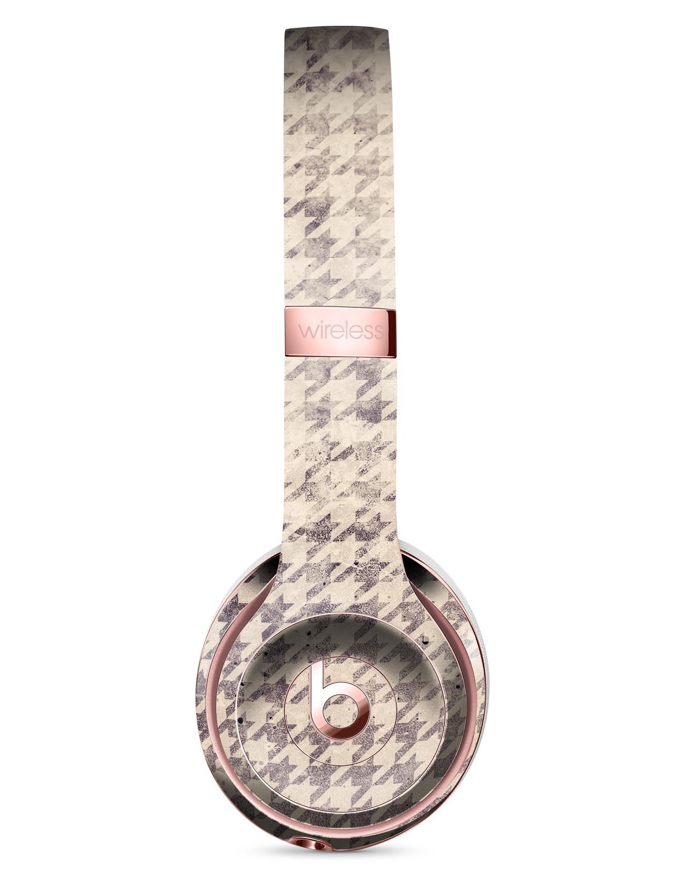 Faded Sharp Black and White Pattern Skin Kit for Beats by Dre Solo 3 Wireless Headphones, showcasing a stylish design and premium vinyl material.