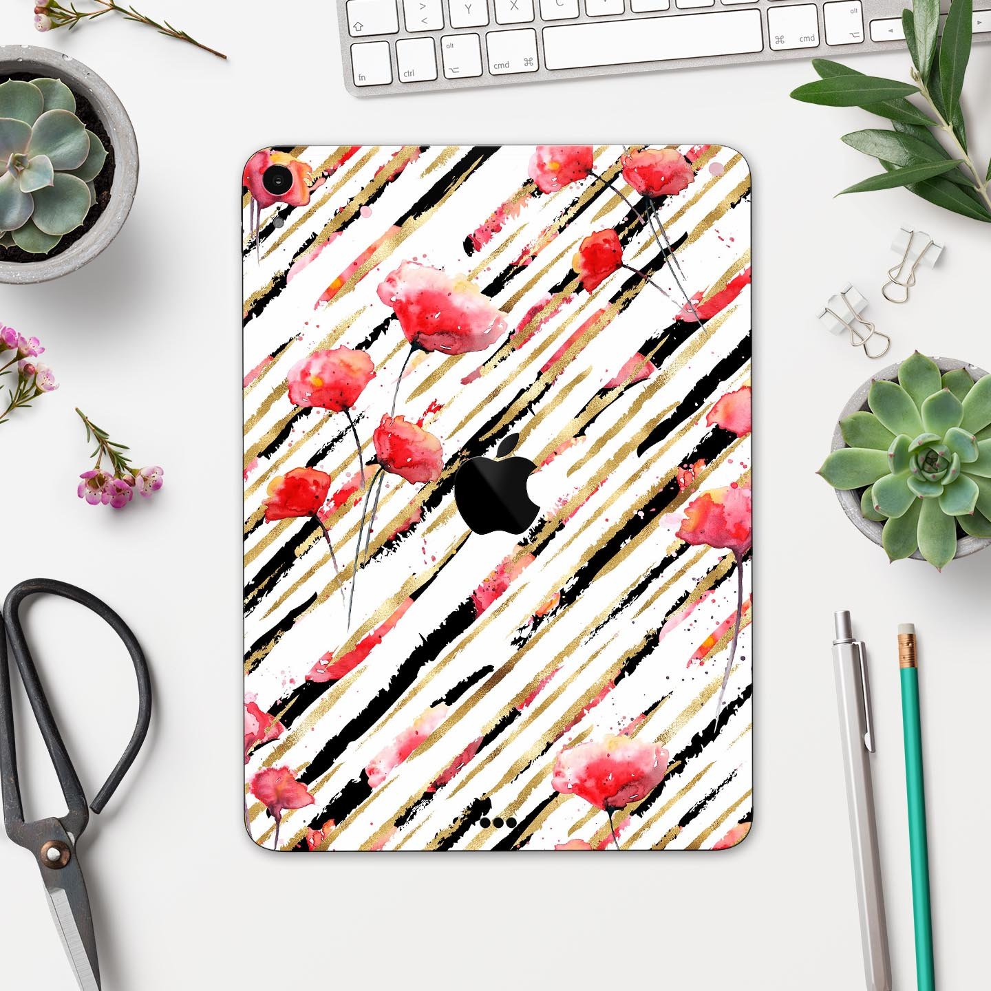 Karamfila Watercolo Poppies V12 full-body skin decal for Apple devices, showcasing vibrant poppy design and premium 3M material.