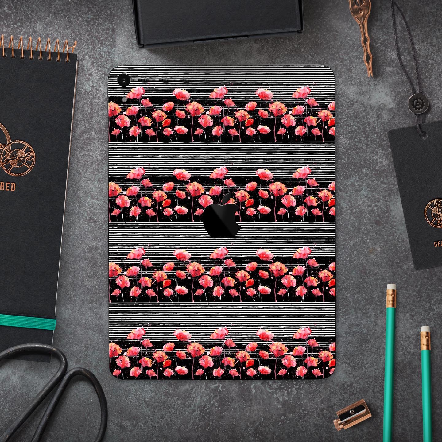 Karamfila Watercolo Poppies V2 full-body skin decal for Apple devices, showcasing vibrant poppy design and premium 3M material.