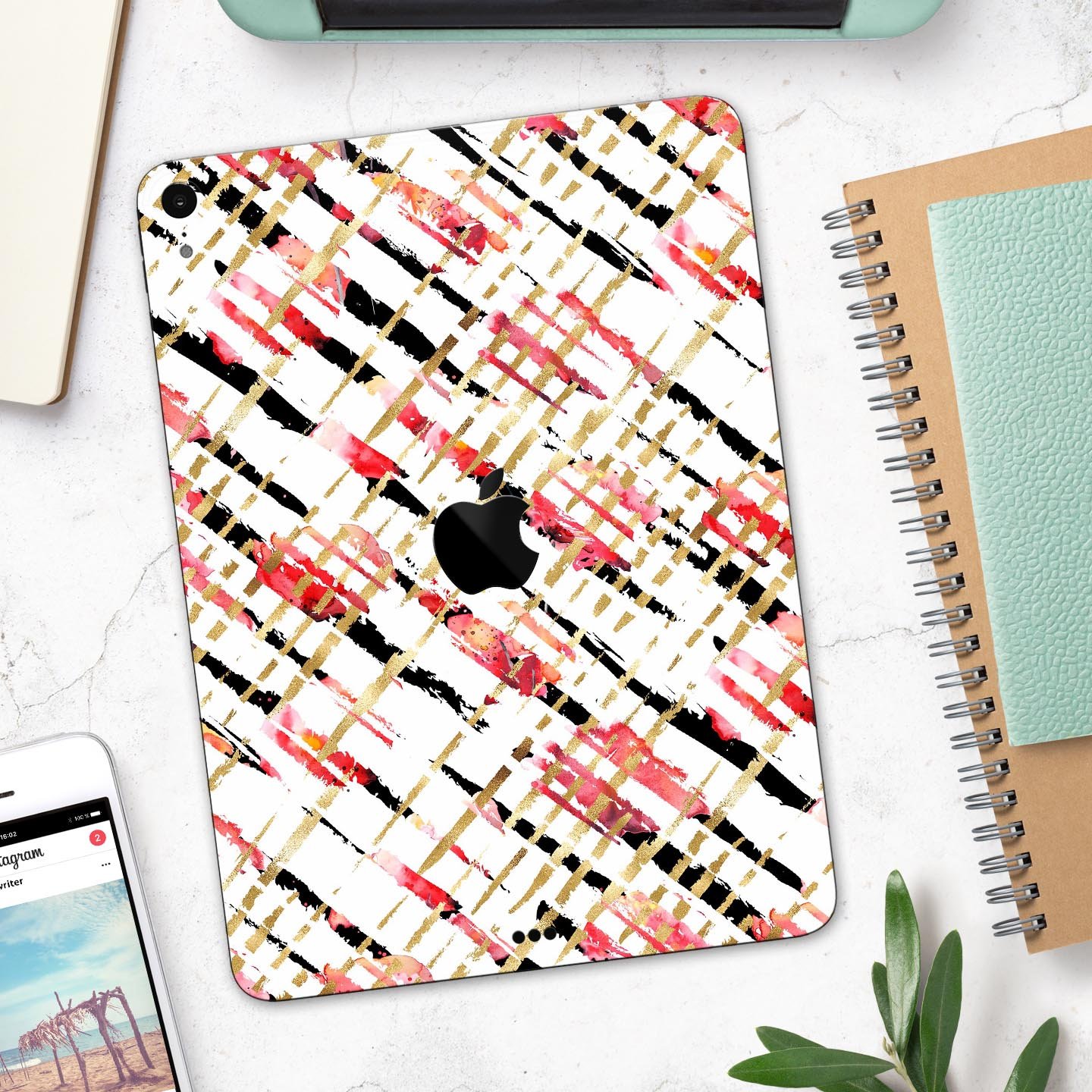 Karamfila Watercolo Poppies V21 full-body skin decal for Apple devices, featuring vibrant poppy design and premium 3M materials.