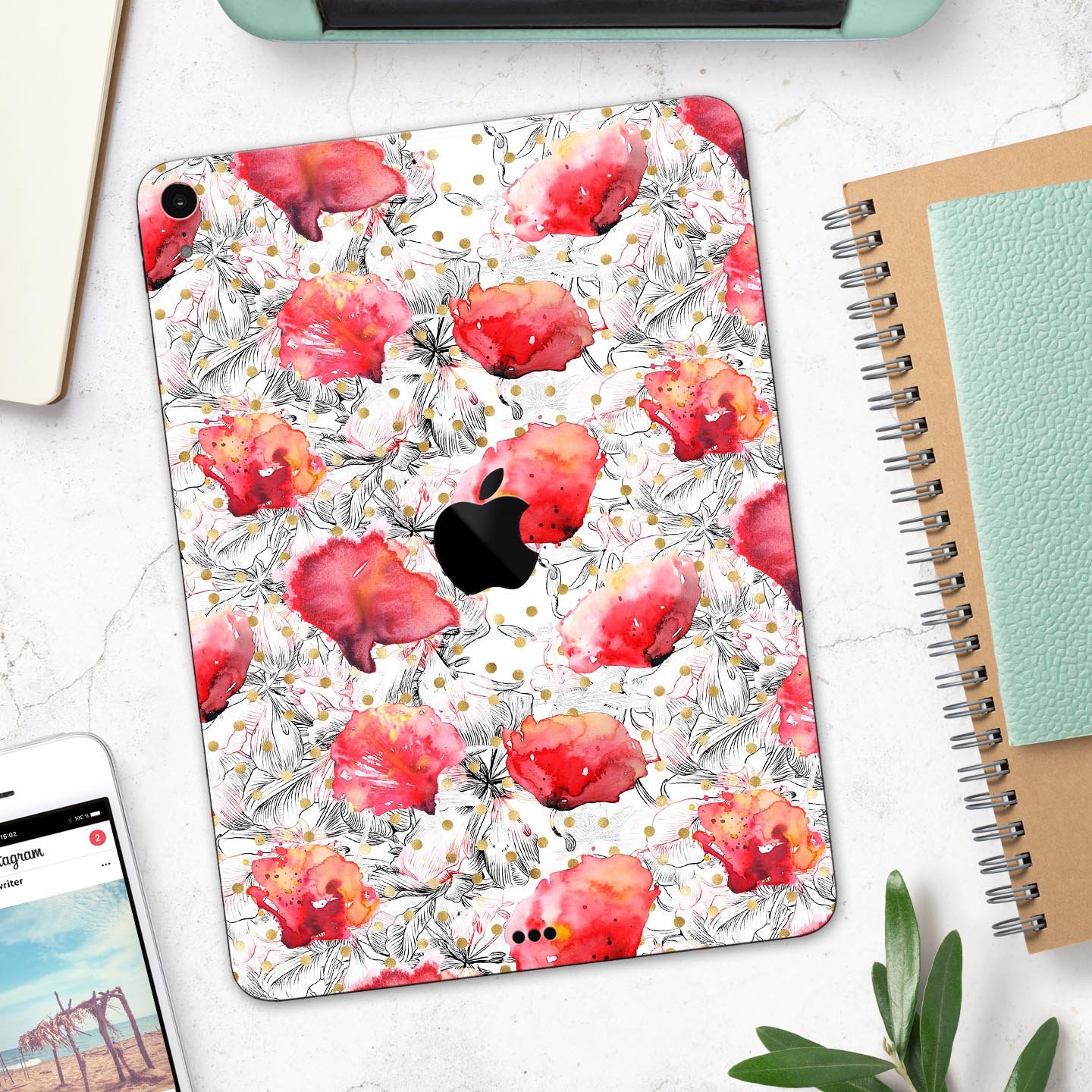 Karamfila Watercolo Poppies V26 full-body skin decal for Apple devices, showcasing vibrant poppy design and premium finish.