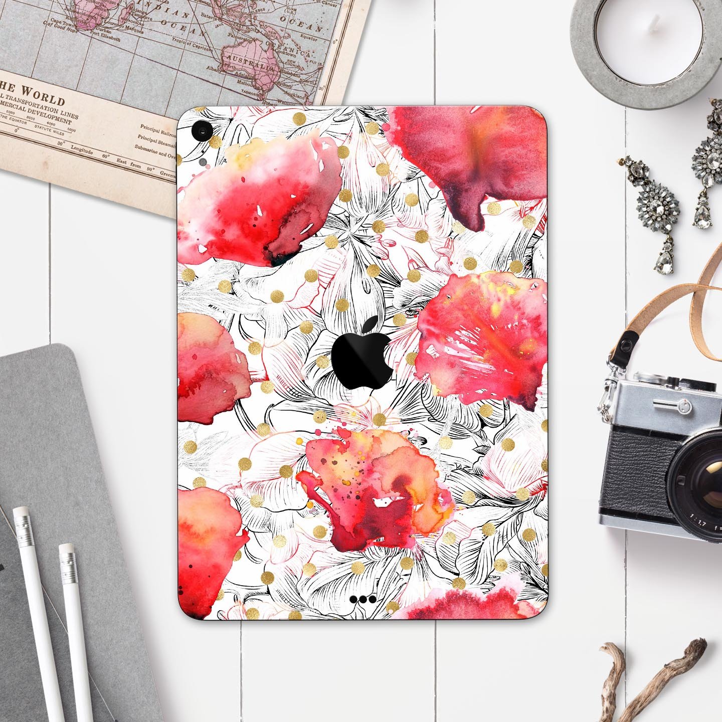 Karamfila Watercolo Poppies V29 full-body skin decal for Apple devices, featuring vibrant poppy design and premium 3M materials.