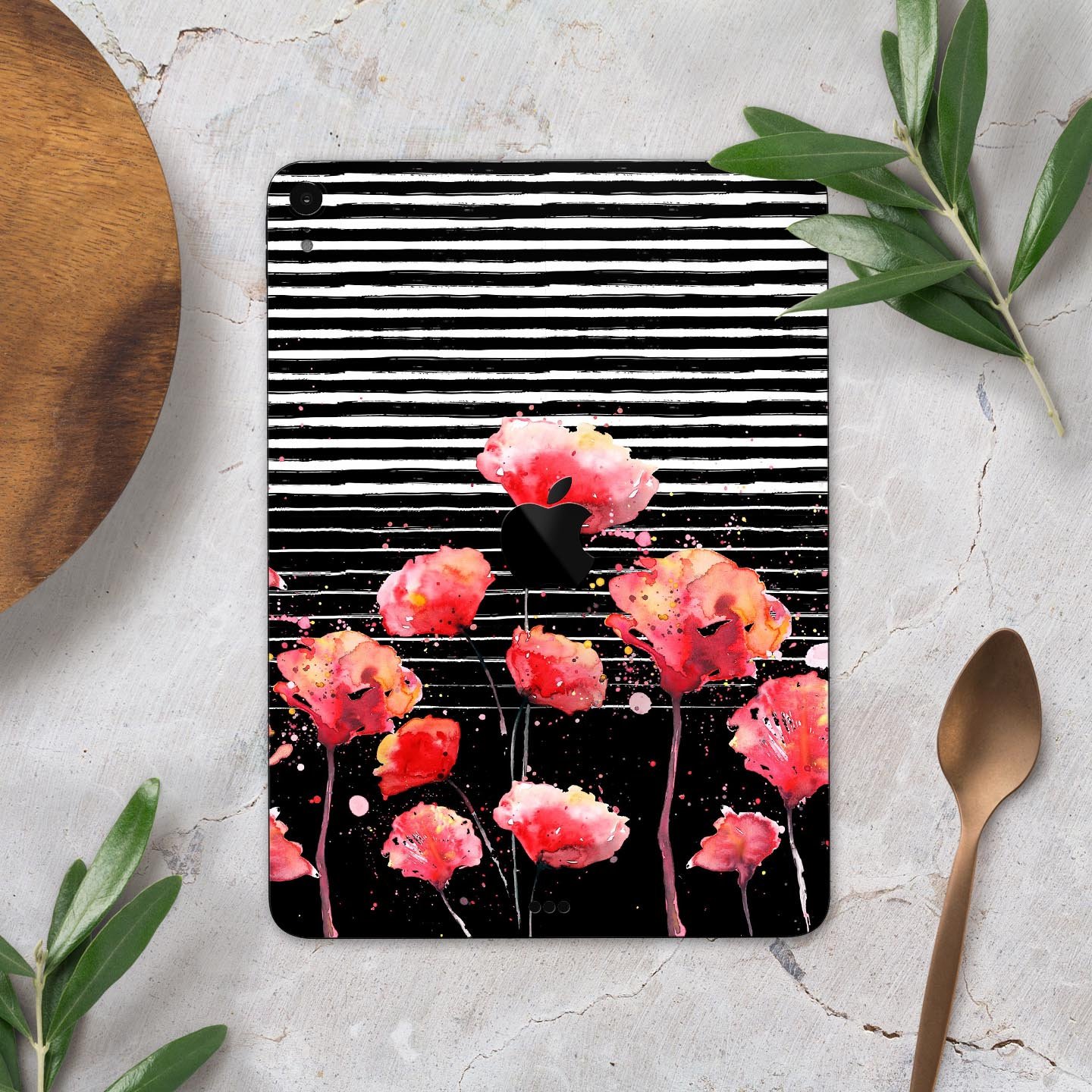 Karamfila Watercolo Poppies V7 skin decal for Apple devices, showcasing vibrant poppy design and ultra-thin protection.