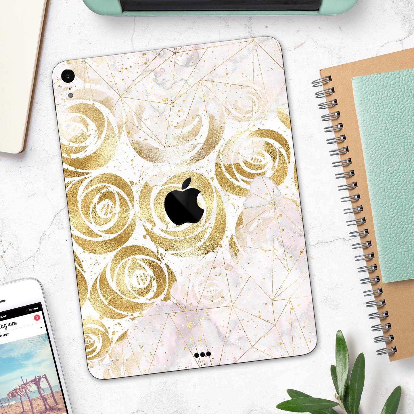 Karamfila Watercolor & Gold V14 skin decal for Apple devices, showcasing vibrant colors and a sleek design.