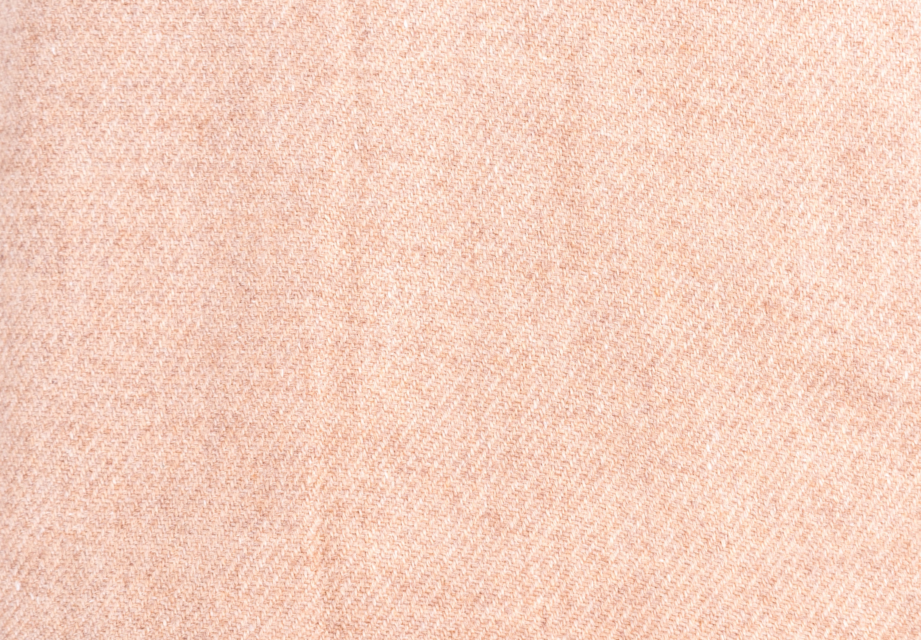 Braune Kaschmirdecke, handgewebt in Nepal, elegant und weich, ideal für Sofa oder Bett.