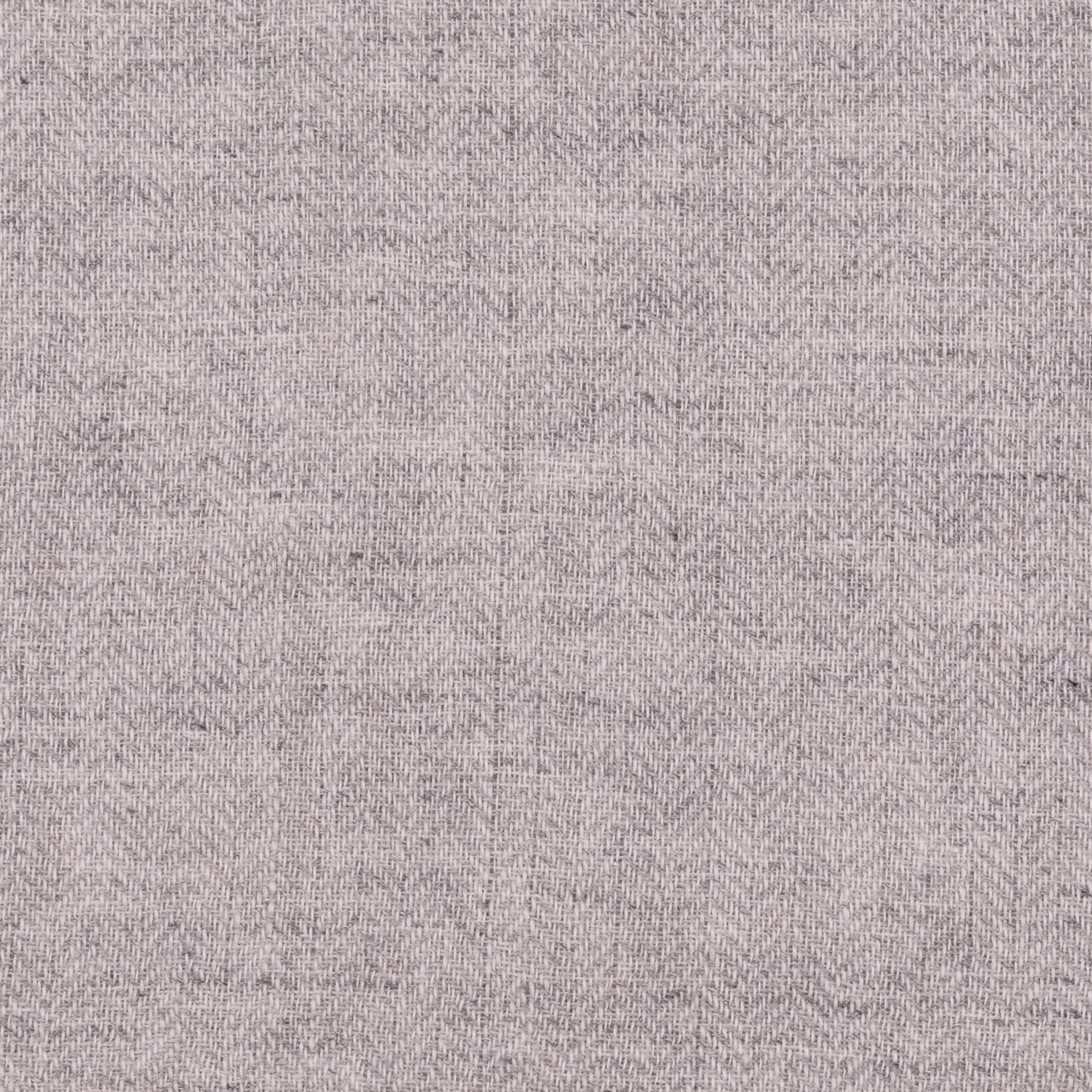 Graues Kaschmirtuch mit Fischgrätenmuster, handgewebt in Nepal, 190 cm x 68 cm, leicht und warm.