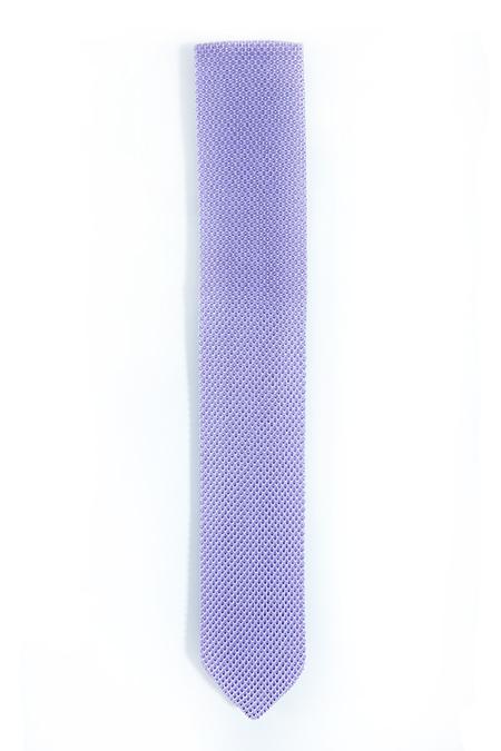 Lavender knitted tie with a pointed end design and matching pocket square, showcasing a stylish and elegant accessory for formal occasions.