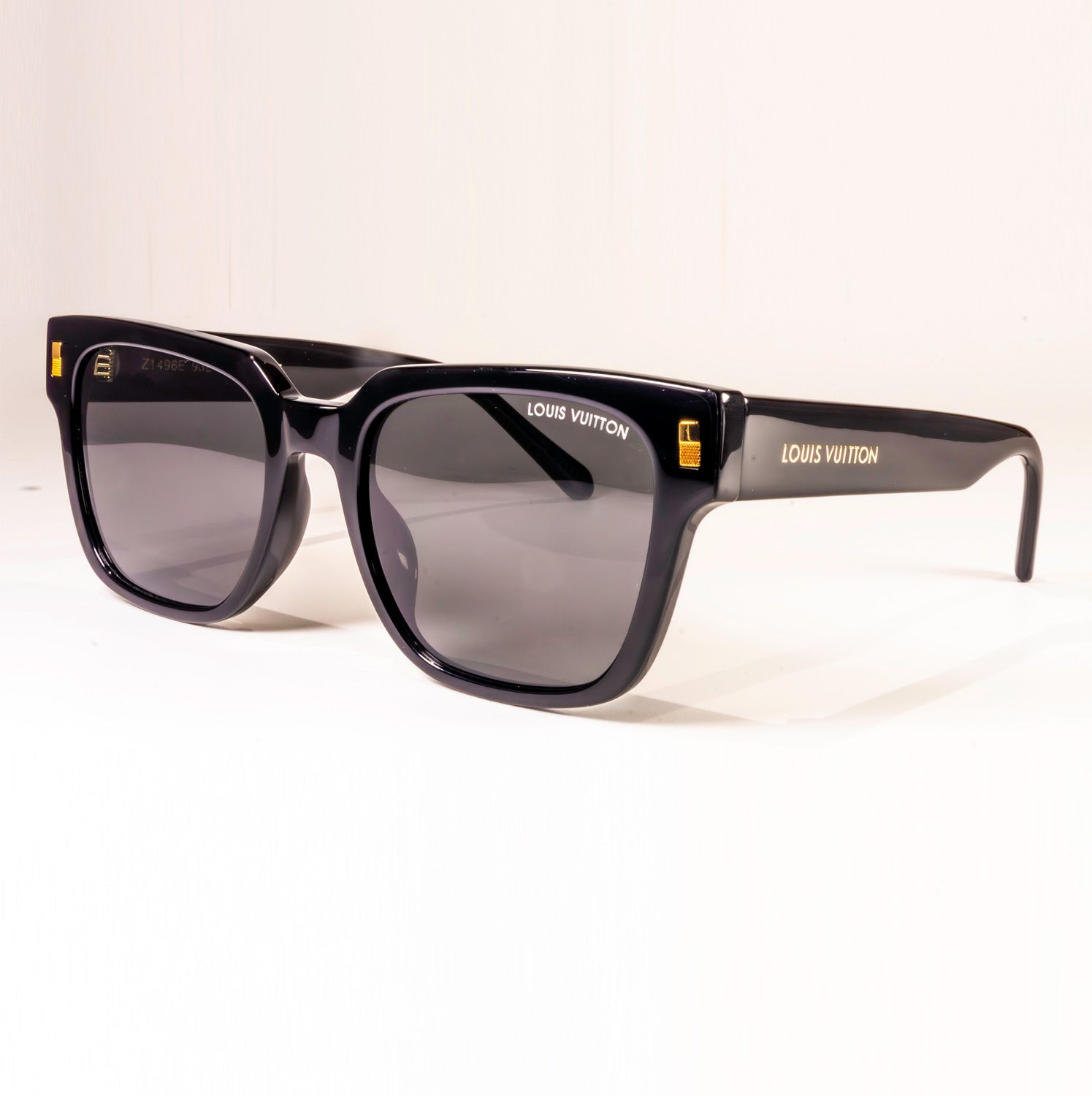 Stylish LV Escape Square Z1496E Sunglasses featuring bold black acetate frame and signature Damier pattern.