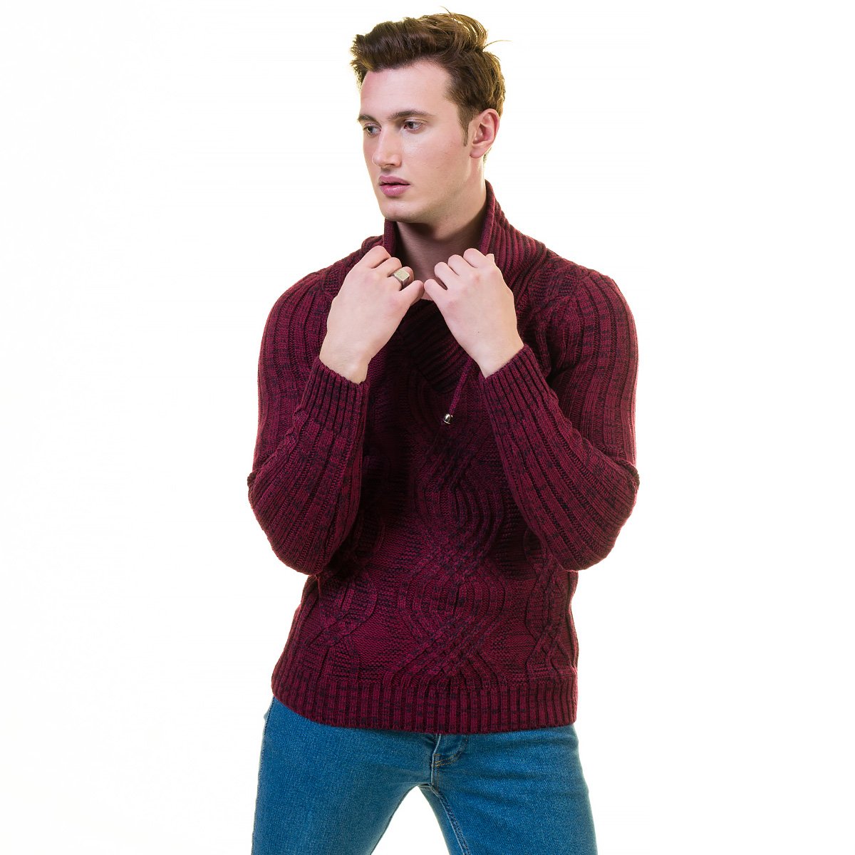 Maroon hoodie zippered jacket made from luxury European cotton, featuring a stylish design and comfortable fit.