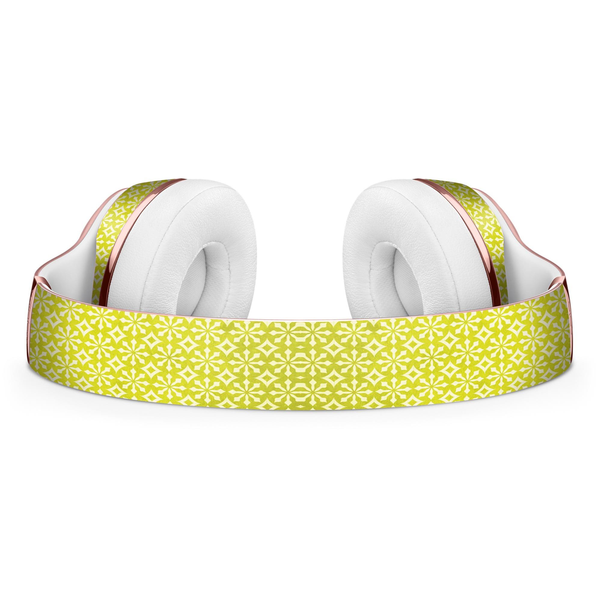 Micro Yellow Snowflake Pattern Skin Kit for Beats by Dre Solo 3 Wireless Headphones, showcasing vibrant design and premium vinyl material.