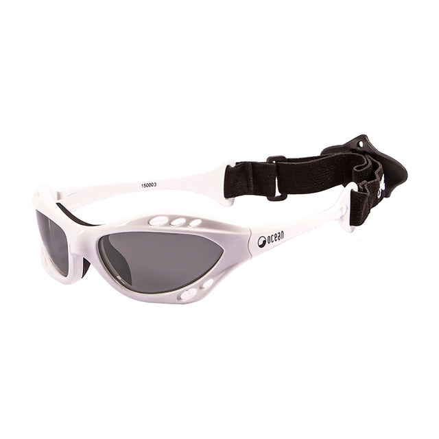 OCEAN GLASSES CUMBUCO 15000.3 featuring a transparent full-rimmed frame, perfect for unisex wear.