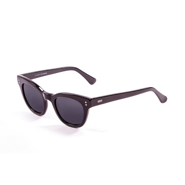 OCEAN GLASSES SANTA CRUZ 62000.9 featuring a full-rimmed black acetate frame in a stylish rectangular shape.