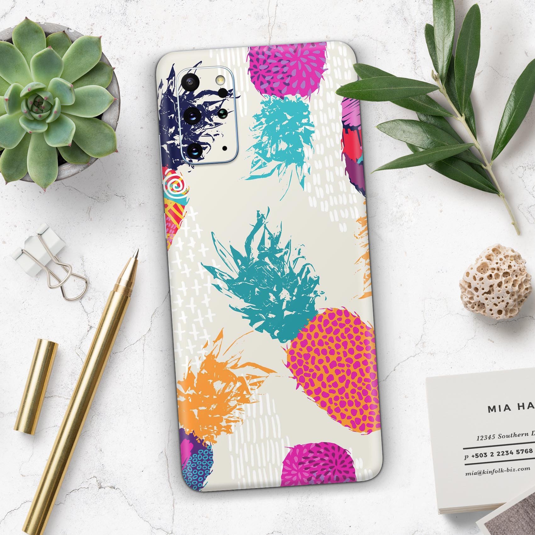 Retro Summer Pineapple skin for Samsung Galaxy S-Series, showcasing vibrant colors and stylish design.