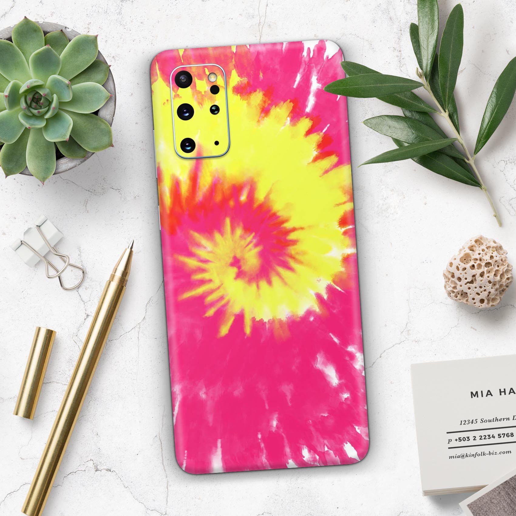 Spiral Tie Dye V2 Skin-Kit for Samsung Galaxy S20, showcasing vibrant colors and stylish design.