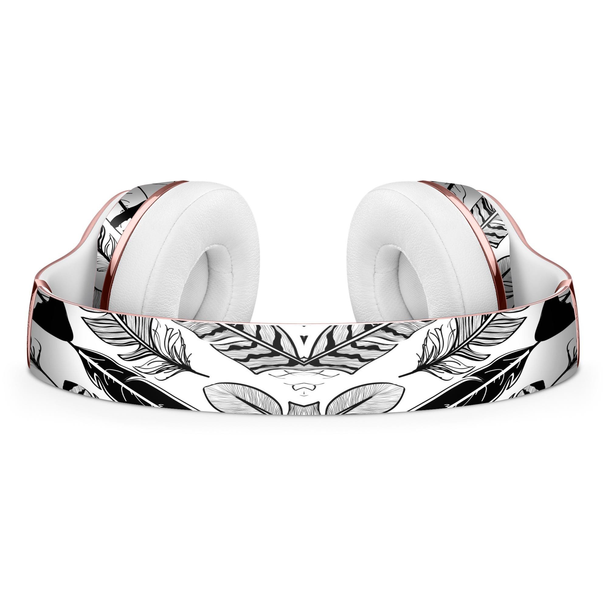 Vector Black and White Feathers Full-Body Skin Kit for Beats by Dre Solo 3 Wireless Headphones, showcasing a stylish feather design.