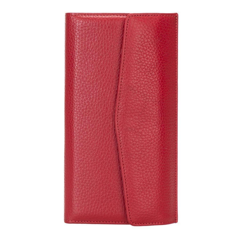 Vince Women's Leather Wallet in elegant design, showcasing genuine leather craftsmanship with card slots and banknote compartment.