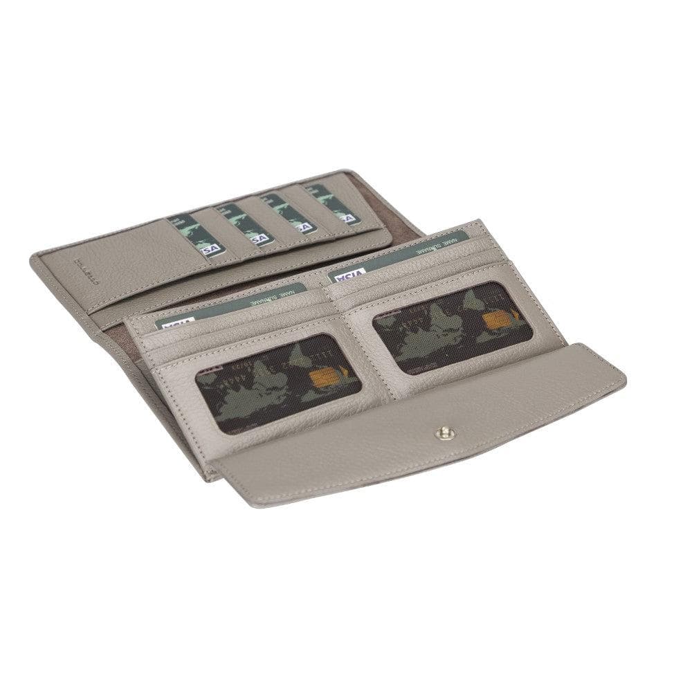 Vince Women's Leather Wallet in elegant design, showcasing genuine leather craftsmanship with card slots and banknote compartment.