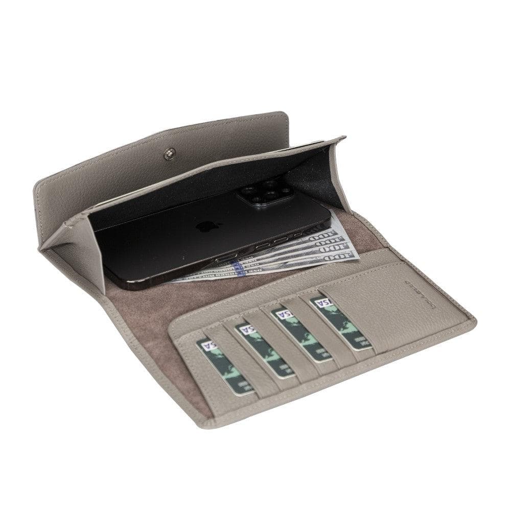 Vince Women's Leather Wallet in elegant design, showcasing genuine leather craftsmanship with card slots and banknote compartment.