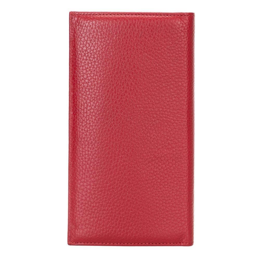Vince Women's Leather Wallet in elegant design, showcasing genuine leather craftsmanship with card slots and banknote compartment.
