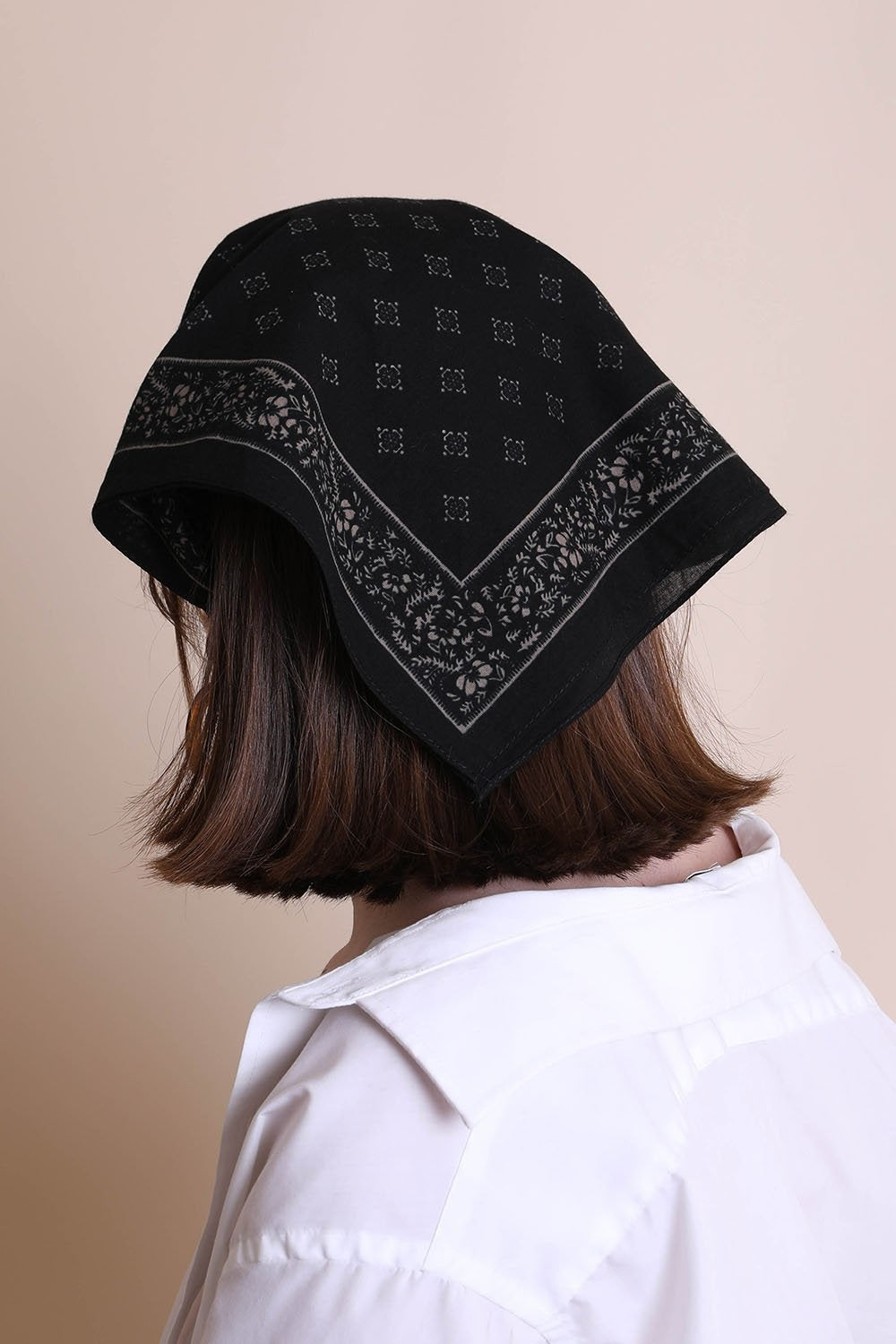 A stylish Vintage Western Bandana featuring a southwestern design, perfect for hair wraps, neck ties, or face masks, measuring 22.5 inches square.