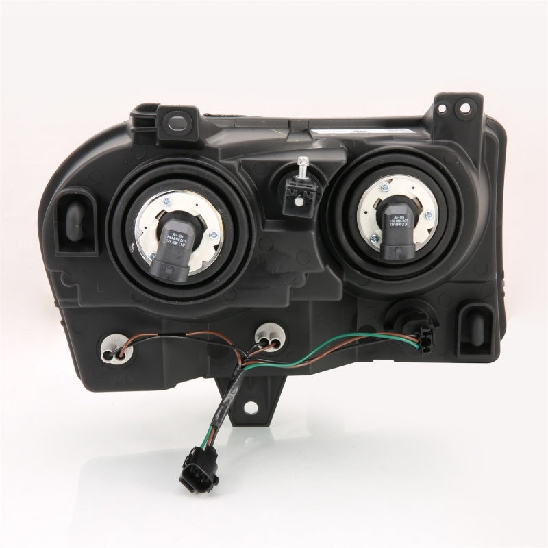 ANZO 2005-2010 Chrysler 300 Crystal Headlight set featuring clear lens and chrome housing, designed for non-HID models.