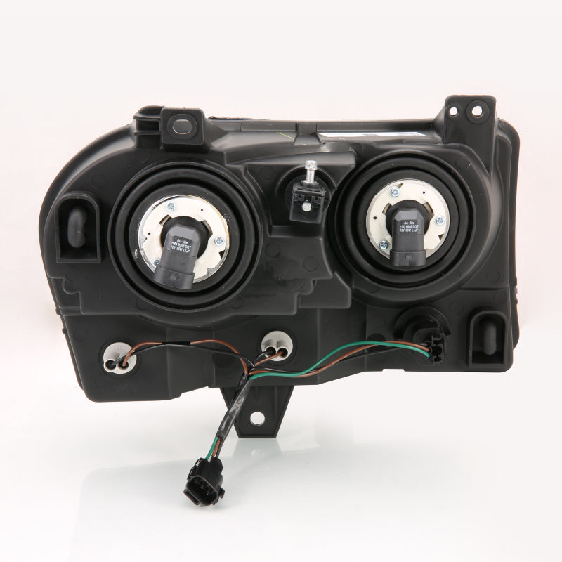 ANZO 2005-2010 Chrysler 300 Crystal Headlight set featuring clear lens and chrome housing, designed for non-HID models.