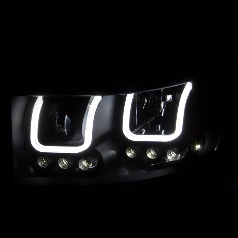 ANZO 2006-2008 Dodge Ram 1500 Projector Headlights with U-Bar in black housing, showcasing clear lens design.