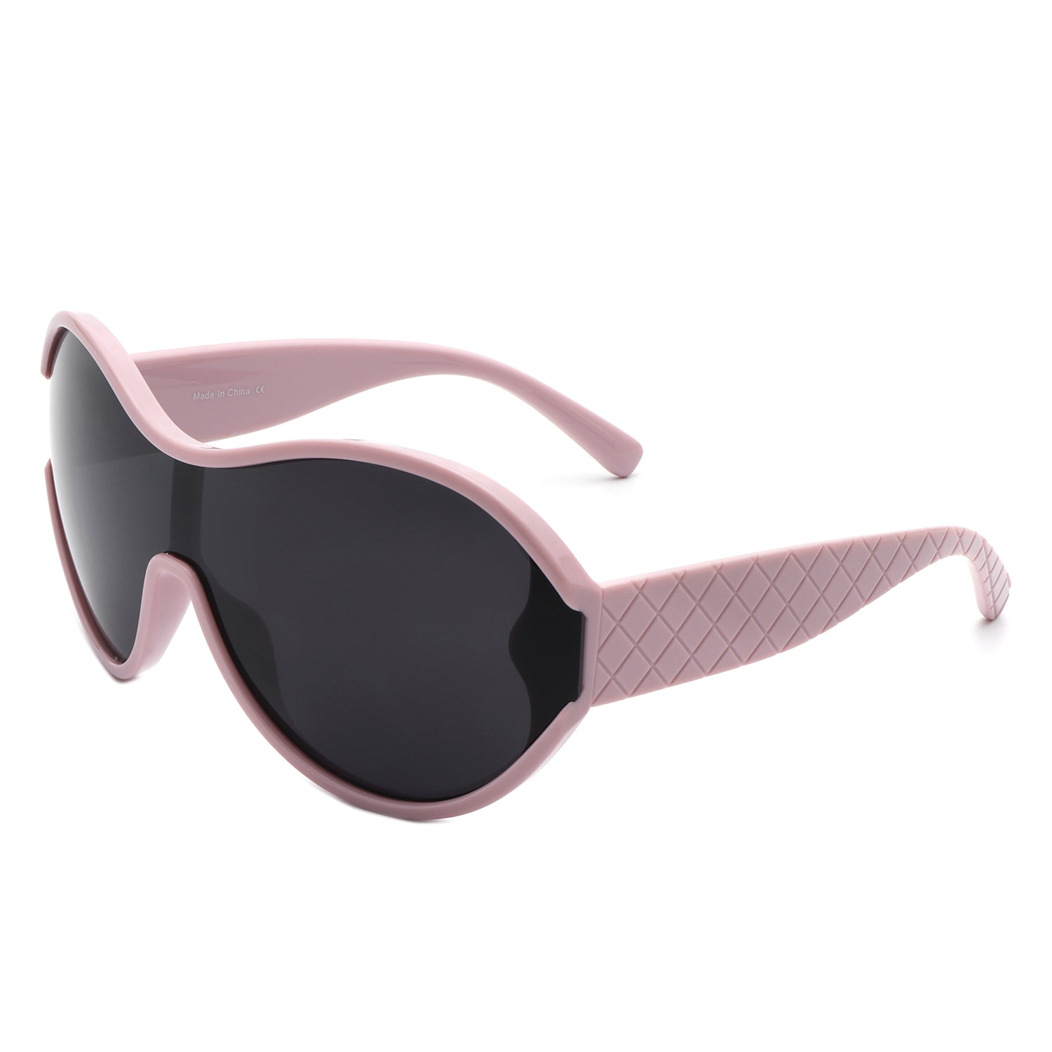 Gwyneth Retro Oversized Oval Curved Round Sunglasses with a stylish design, featuring a plastic frame and PC lenses, perfect for UV protection.