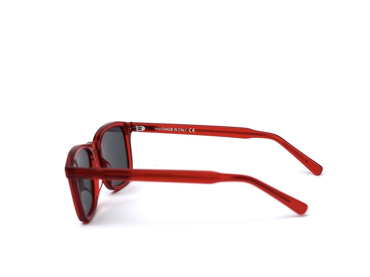 Kozy Cruiser Crystal Red eyewear featuring a stylish acetate frame and Zeiss CR39 lenses.