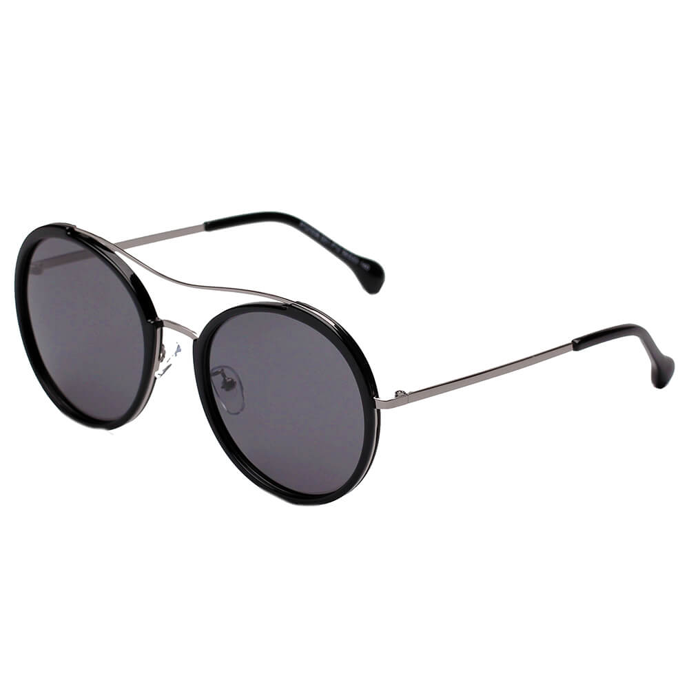 Stylish MESSINA Classic Round Polarized Fashion Sunglasses with a metal frame and CR-39 lenses, perfect for fashion and eye protection.