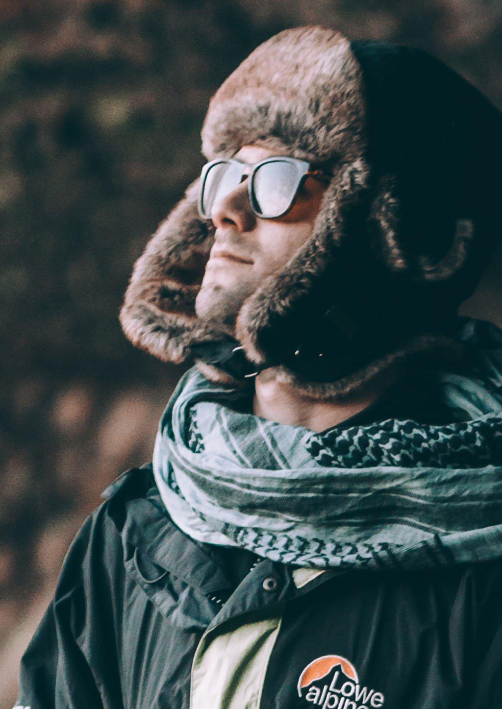 MOOD Wayfarer V1 - Foxy sunglasses featuring stylish tortoise shell design and brown polarized lenses.