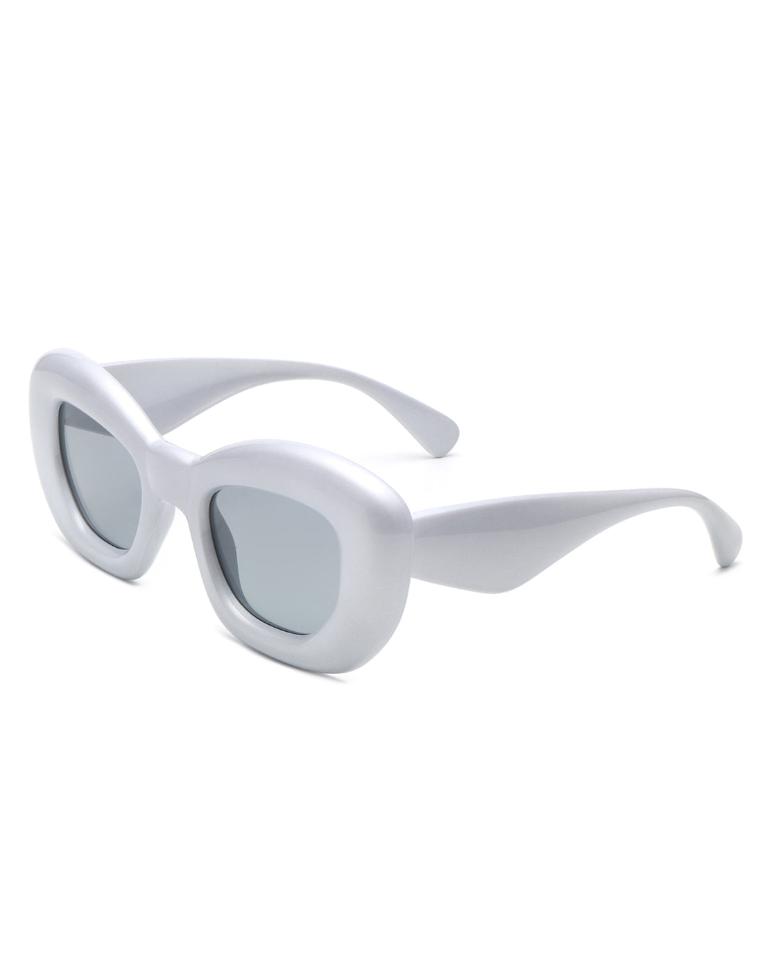 Xenith Women's Fashion Square Thick Frame Cat Eye Sunglasses in stylish packaging with microfiber cleaning cloth and pouch.