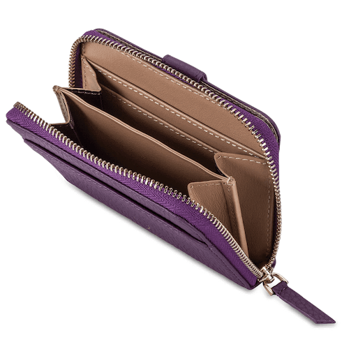 BELGRAVIA Zipper Wallet made of premium Italian leather with RFID protection, featuring a magnetic clasp and multiple card slots.