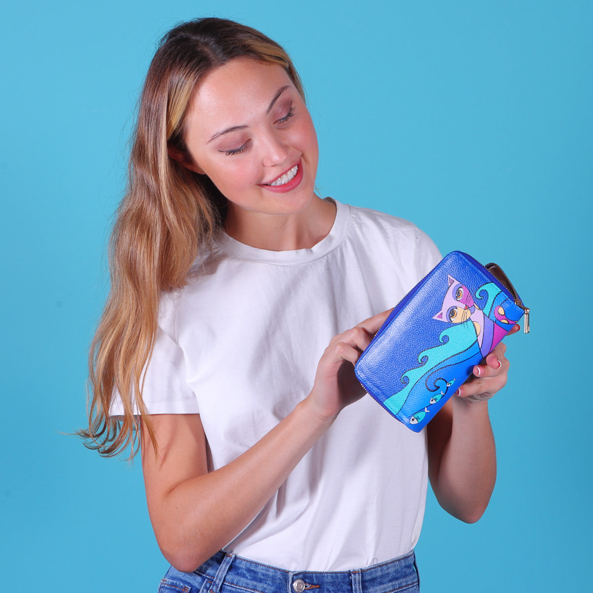 Biggdesign Geldbörsen Damen im Owl & City Design, aus PU-Leder mit Münzfach und 12 Kartenfächern, ideal für den täglichen Gebrauch.