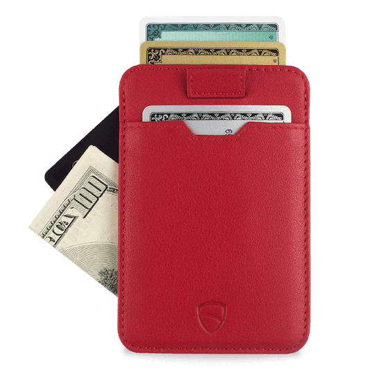 CHELSEA Card Holder made of luxurious Italian leather, featuring multiple pockets for cards and RFID protection.