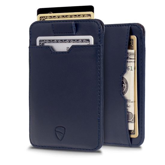 CHELSEA Card Holder made of luxurious Italian leather, featuring multiple pockets for cards and RFID protection.
