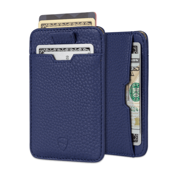 CHELSEA Card Holder made of luxurious Italian leather, featuring multiple pockets for cards and RFID protection.