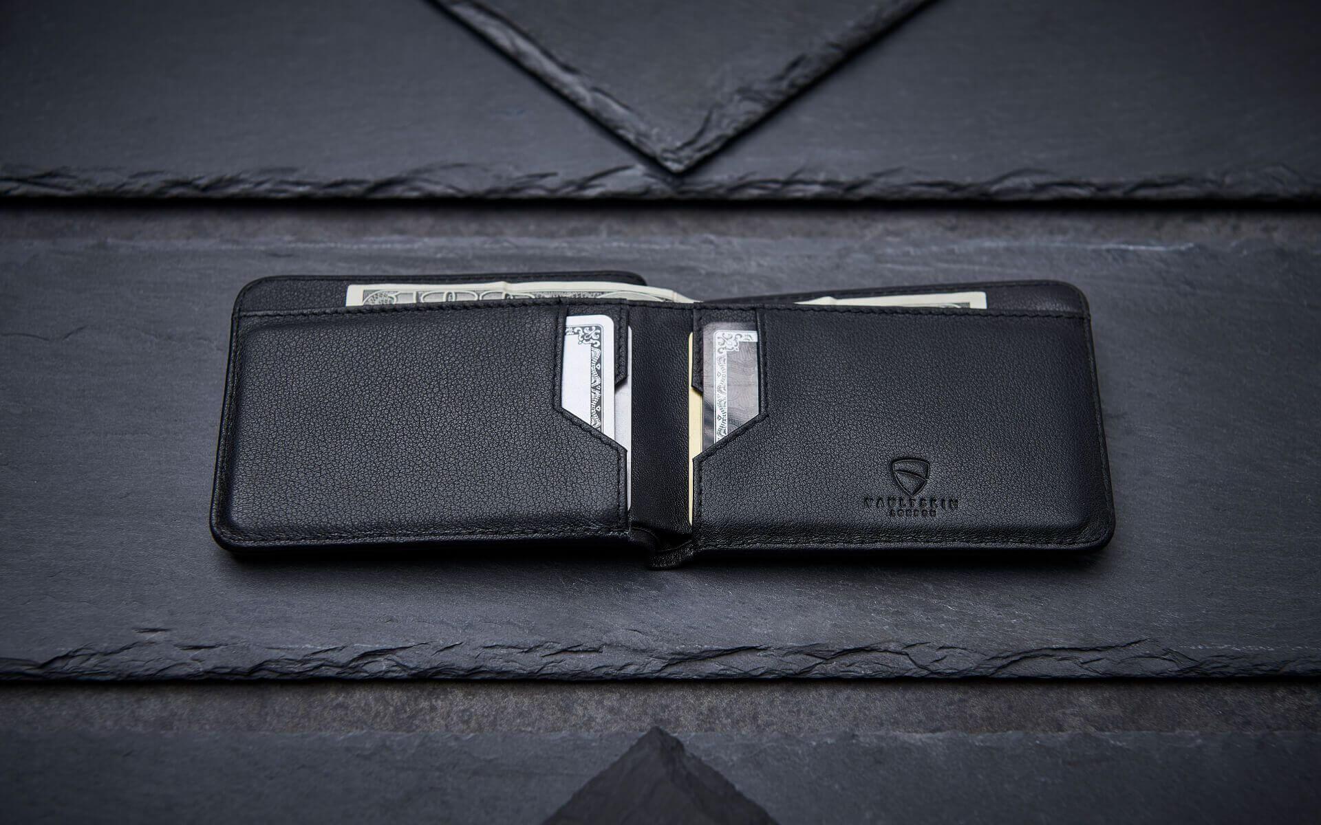 MANHATTAN ID Card Wallet made of top grain Italian leather with RFID protection and ID window.