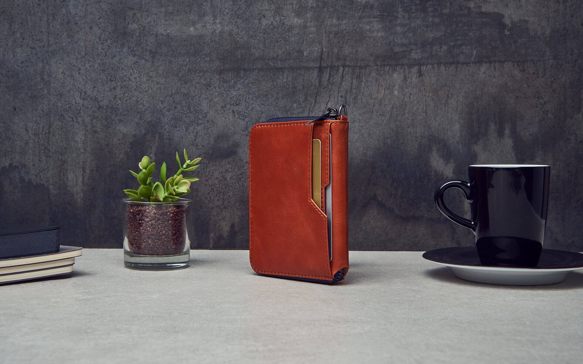 NOTTING HILL Zipper Wallet made from premium Italian leather, featuring a YKK zipper and RFID-blocking technology, available in multiple colors.