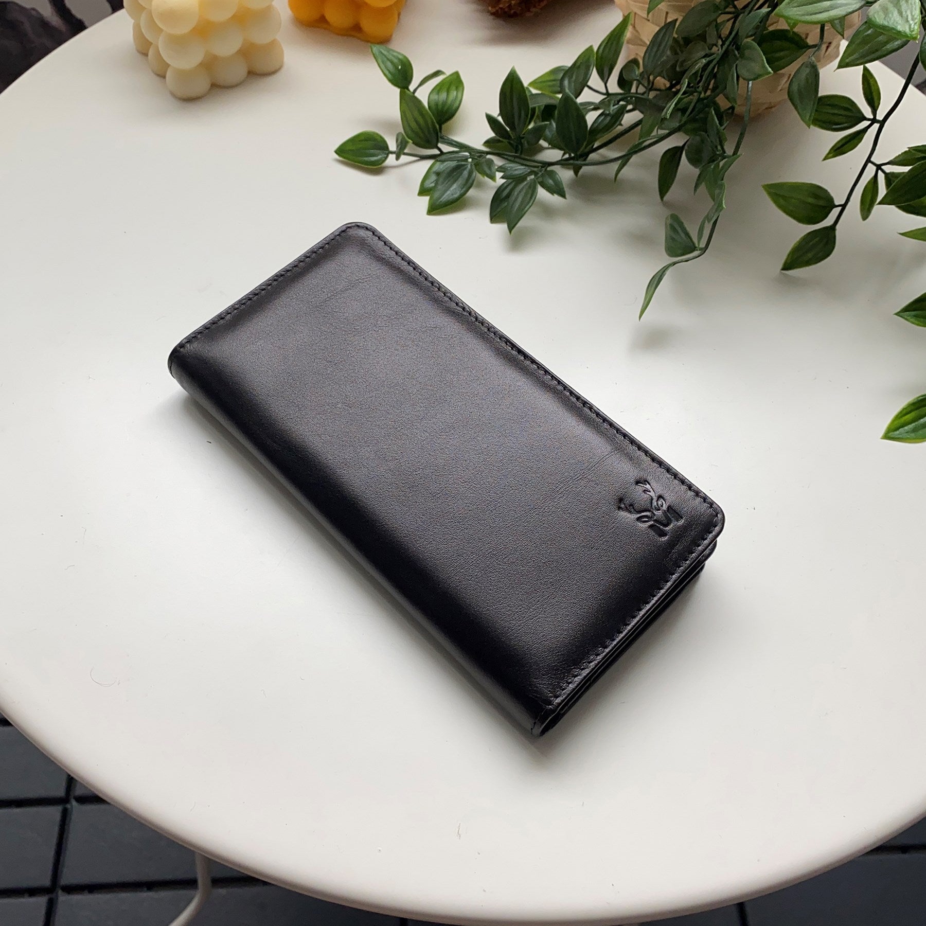 Boston Genuine Leather Wallet featuring a phone socket and multiple compartments in a stylish design.