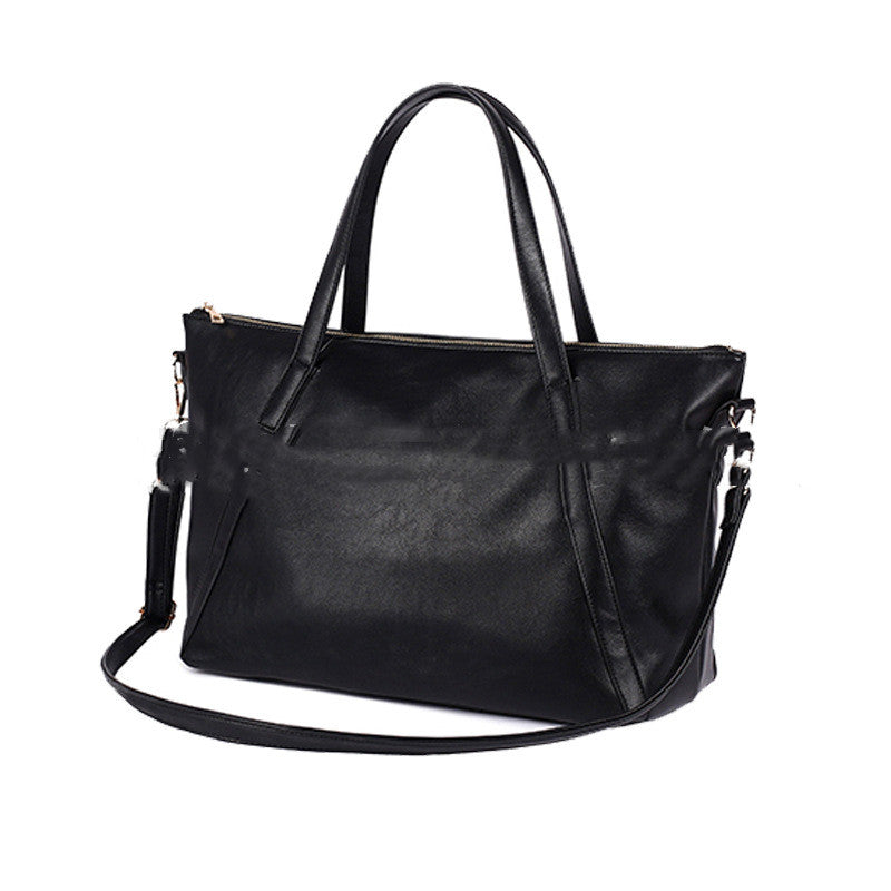 Convenient Fashion Large-Capacity Messenger Bag made of PU leather, featuring a soft handle and zipper pocket, ideal for casual use.