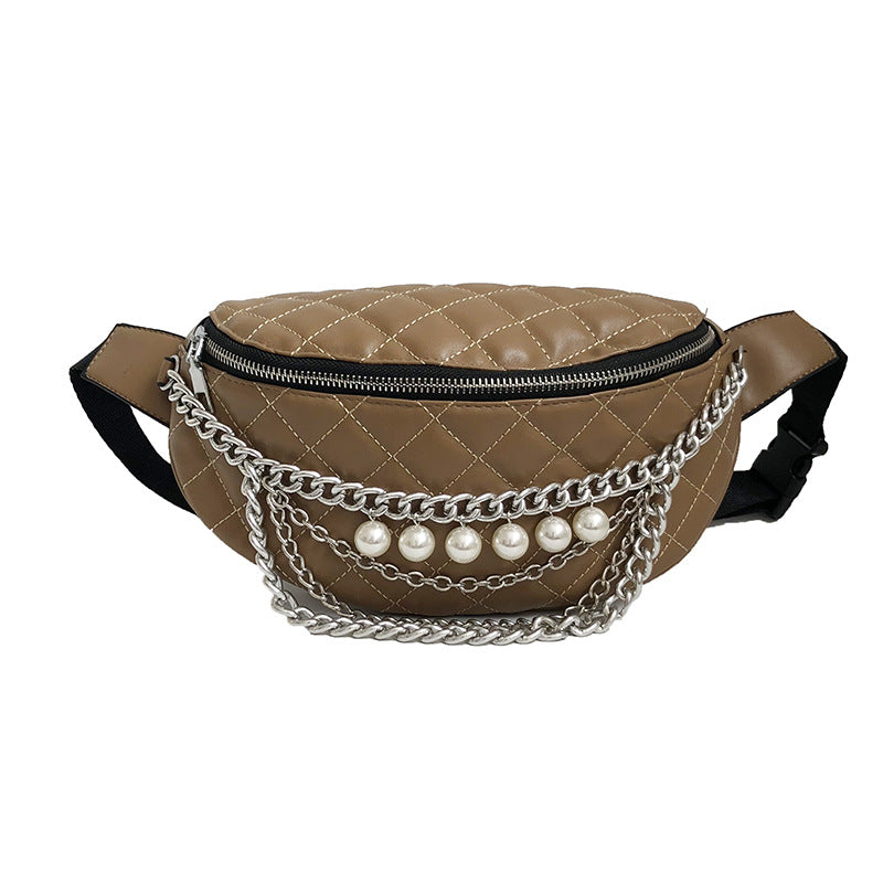 European and American style PU ladies messenger bag with dumpling shape, chain handle, and zipper closure, showcasing its elegant design and functionality.
